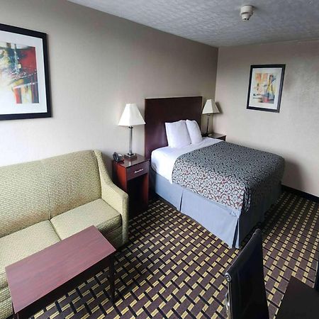 Days Inn By Wyndham Fort Wright Cincinnati Area Dış mekan fotoğraf