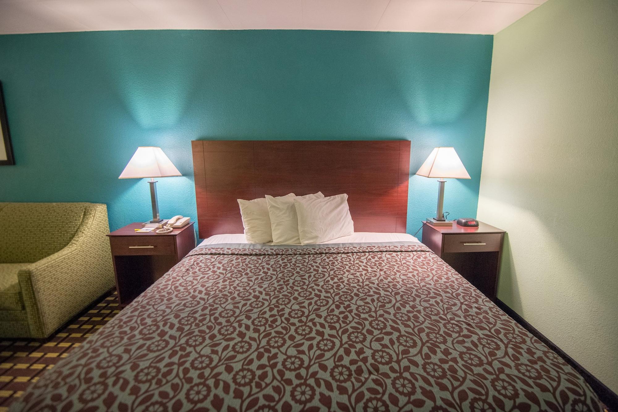 Days Inn By Wyndham Fort Wright Cincinnati Area Dış mekan fotoğraf