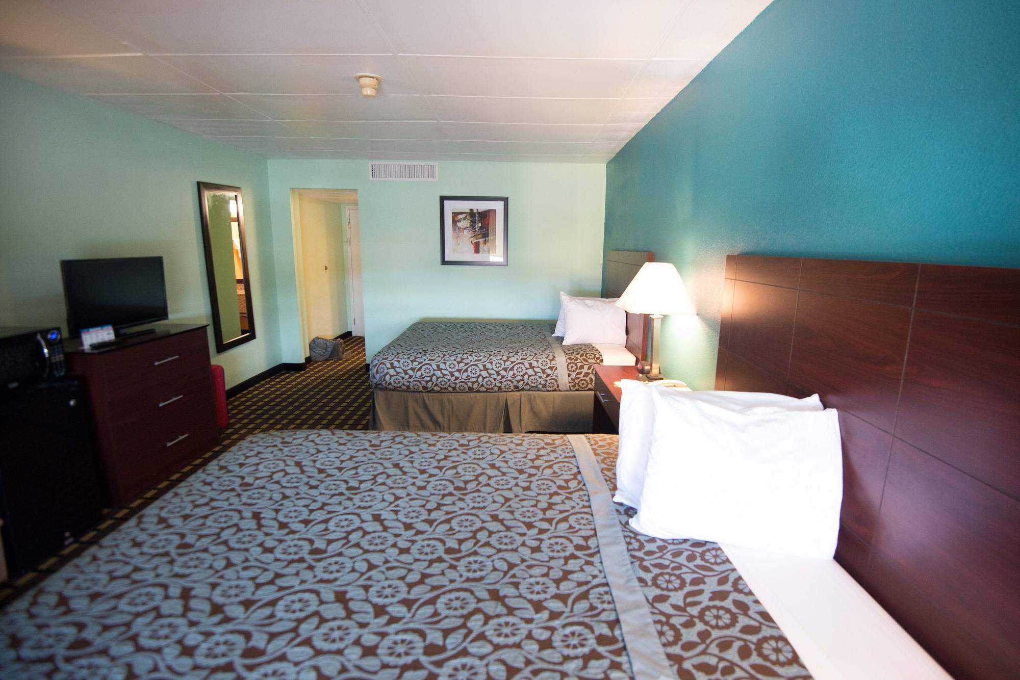 Days Inn By Wyndham Fort Wright Cincinnati Area Dış mekan fotoğraf