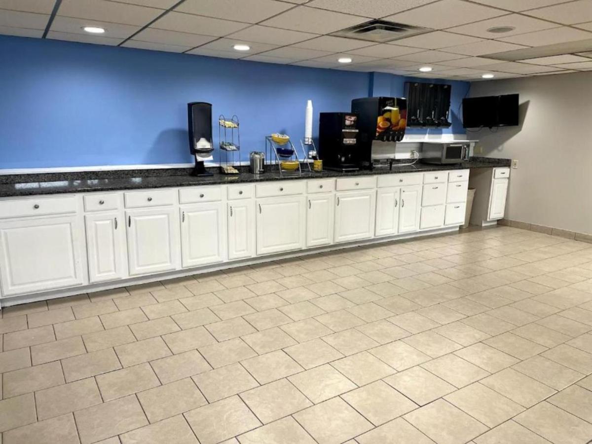 Days Inn By Wyndham Fort Wright Cincinnati Area Dış mekan fotoğraf