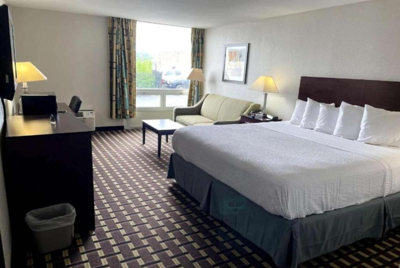 Days Inn By Wyndham Fort Wright Cincinnati Area Dış mekan fotoğraf