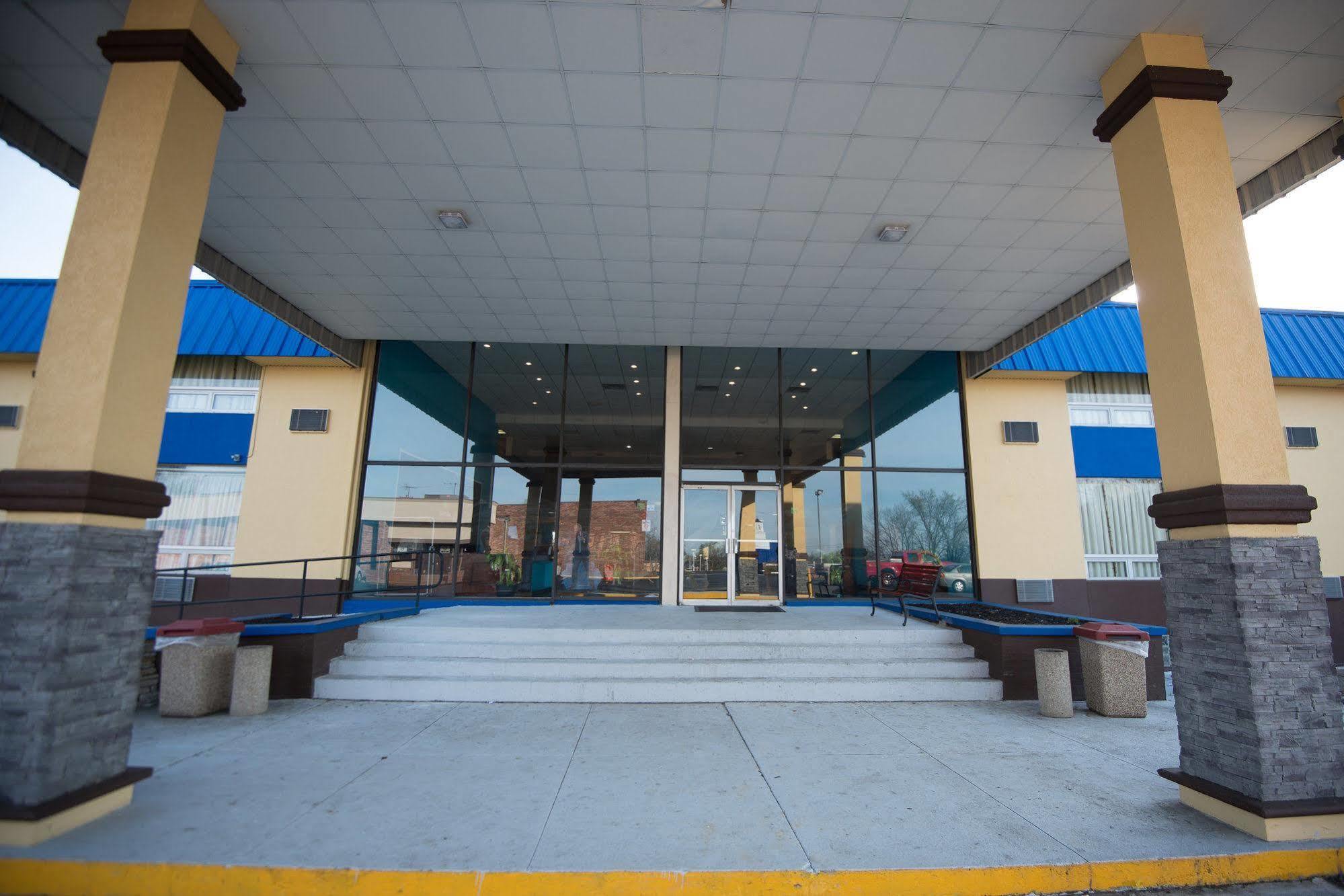 Days Inn By Wyndham Fort Wright Cincinnati Area Dış mekan fotoğraf